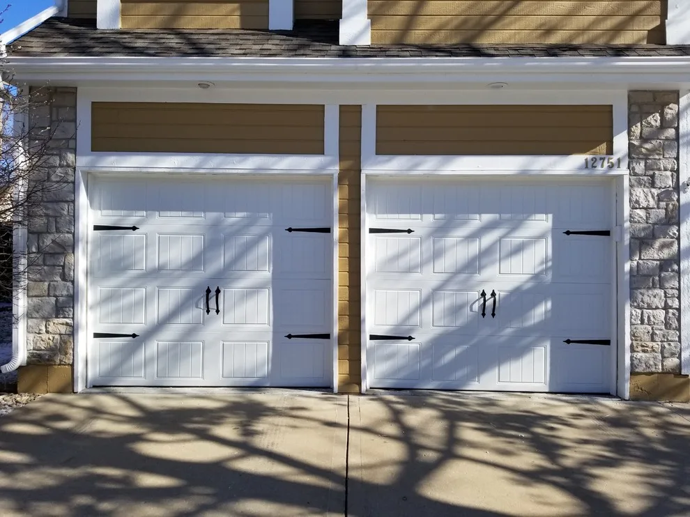 Q1 2018 by Royal Garage Door - Photo 13
