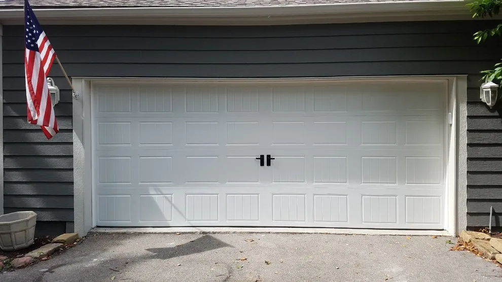 Installations from June to November 2016 by Royal Garage Door - Photo 29
