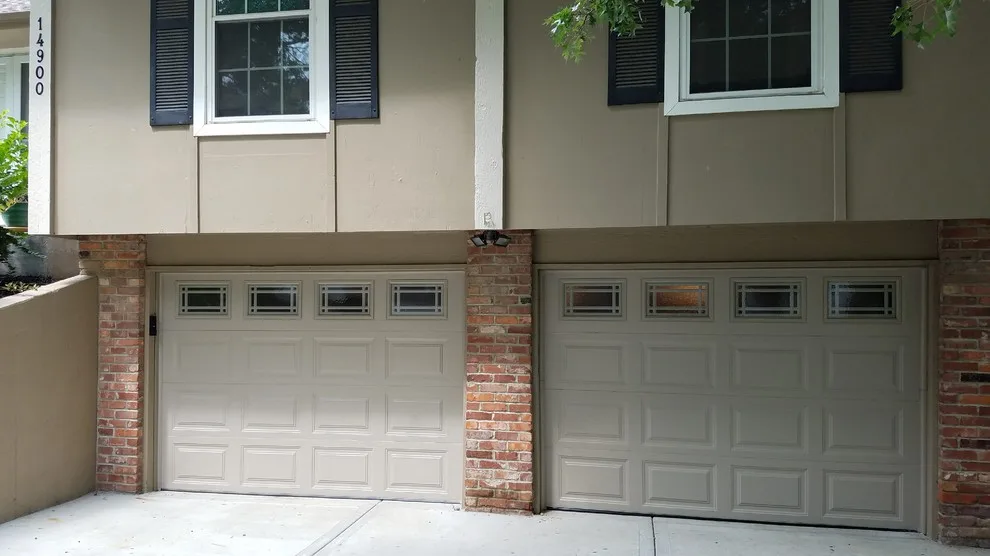 Installations from June to November 2016 by Royal Garage Door - Photo 10