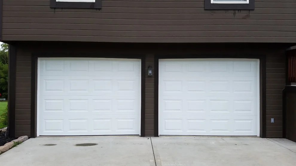 Installations from June to November 2016 by Royal Garage Door - Photo 25