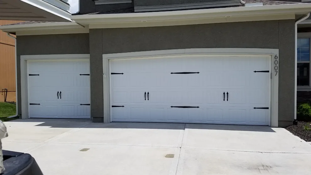 Installations from June to August 2017 by Royal Garage Door - Photo 24