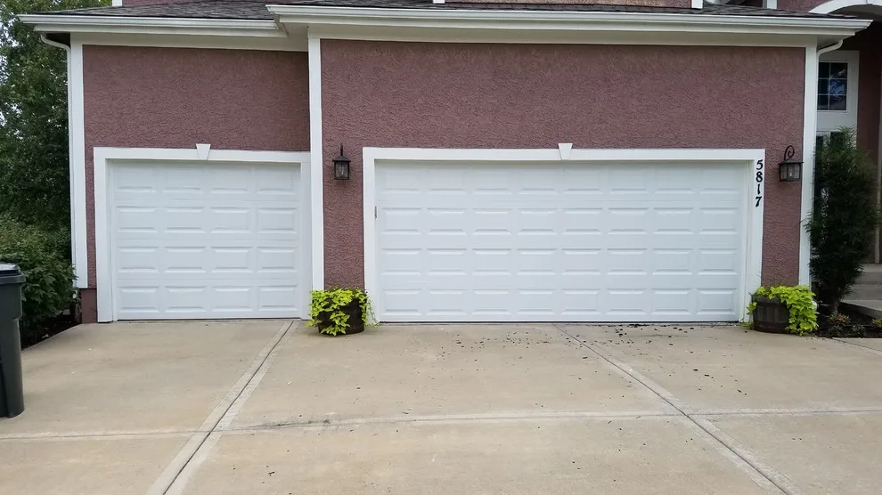 Installations from June to August 2017 by Royal Garage Door - Photo 32