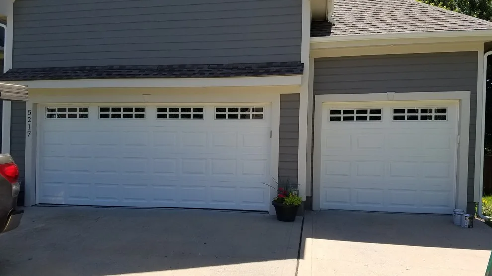 Installations from June to August 2017 by Royal Garage Door - Photo 28