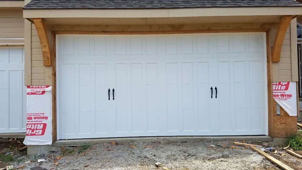 Installations from June to August 2017 by Royal Garage Door - Photo 39