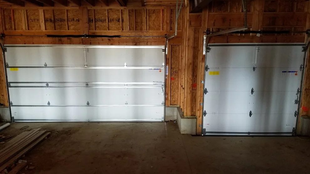 Installations from June to August 2017 by Royal Garage Door - Photo 36