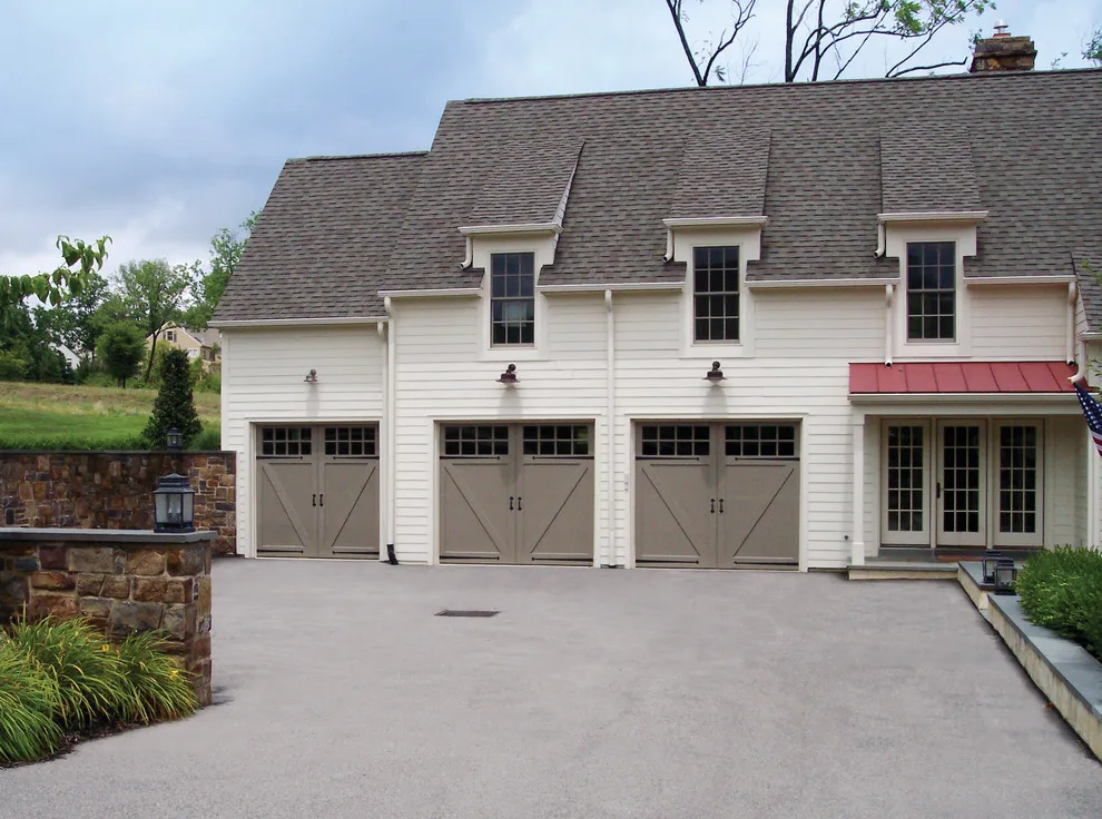 Medallion Century by Artisan Custom Doorworks - Photo 7