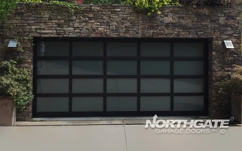Contemporary Design - Aluminum and Glass by Northgate Garage Doors Inc. - Photo 2