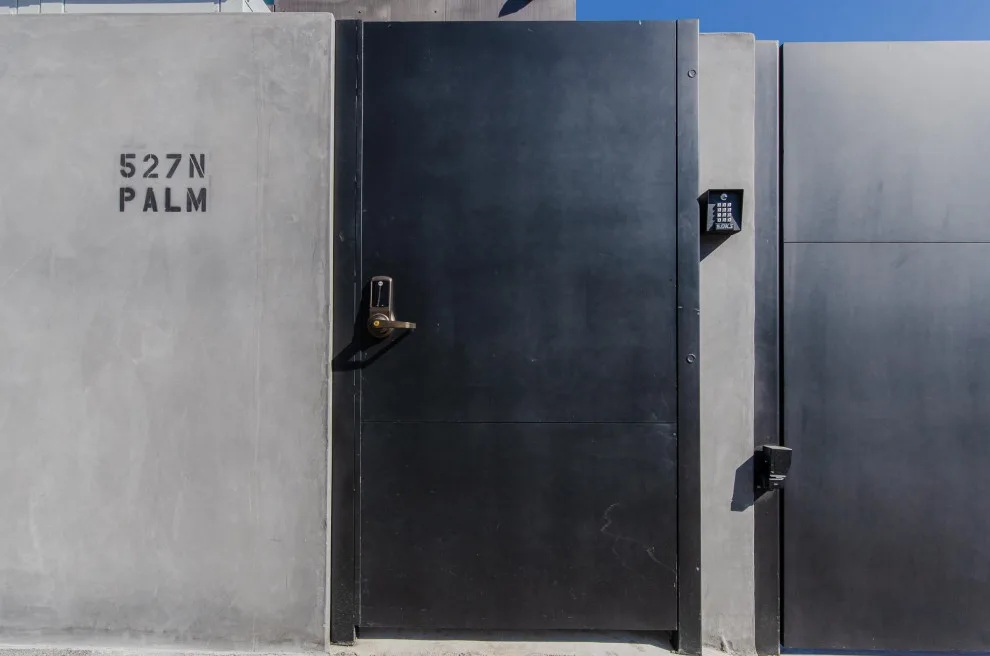 Pacific Garage Doors & Gates - Photo 14
