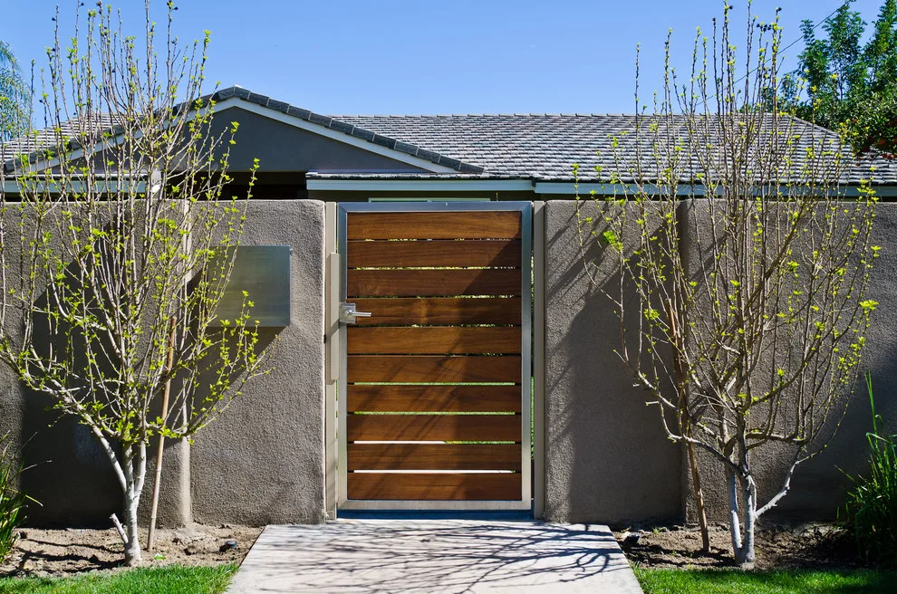 Contemporary Steel and Wood Design in Sherman Oaks by Pacific Garage Doors & Gates - Photo 2