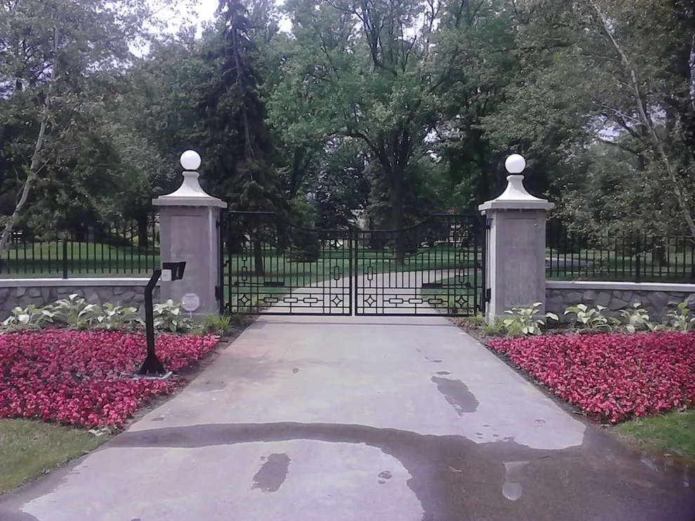 Van't Hof Door & Gate Systems - Photo 10