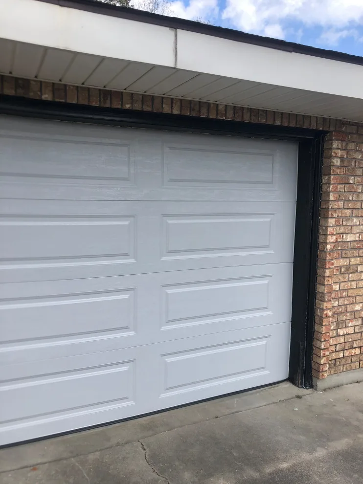 Deluxe Overhead Garage Doors, LLC - Photo 5
