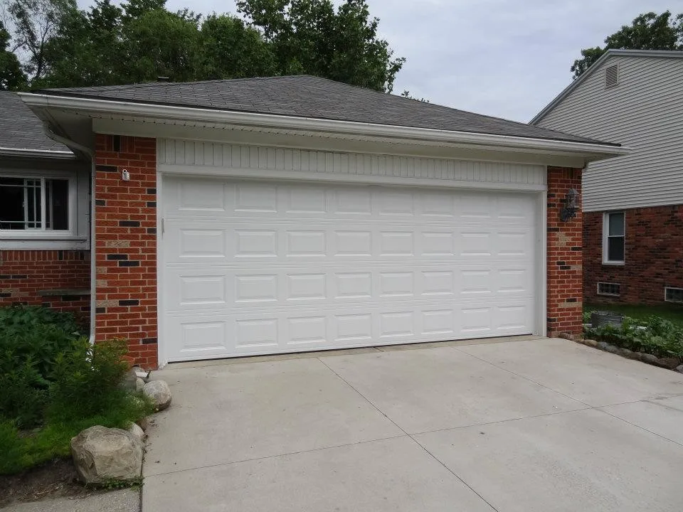 5-Star Doors - Photo 7