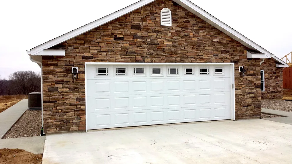 Hometown Garage Door - Photo 3