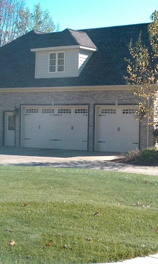 Schalco Garage Doors - Photo 9