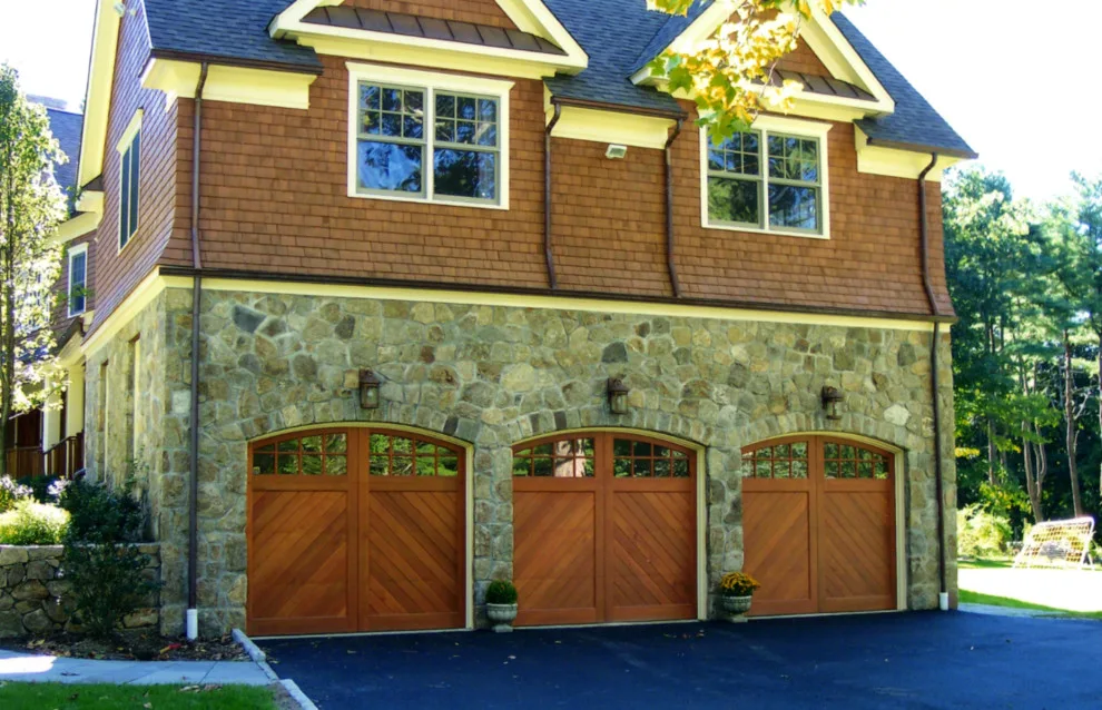 Ed's Garage Doors - Photo 7