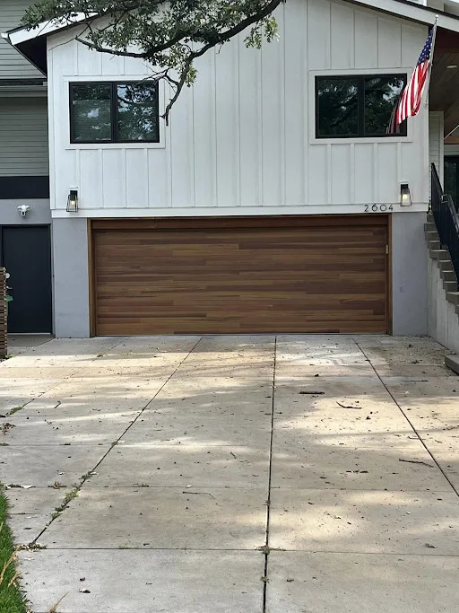 Elevated Door - Photo 5