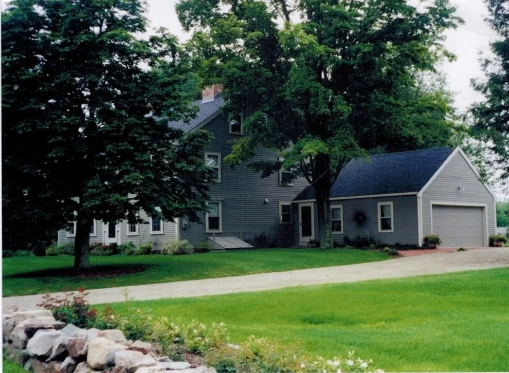 Salem Overhead Door Co Inc. - Photo 14