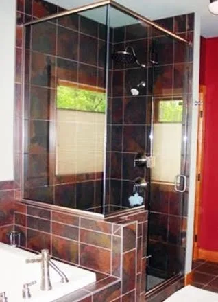 S & S Glass And Door Inc. - Photo 3