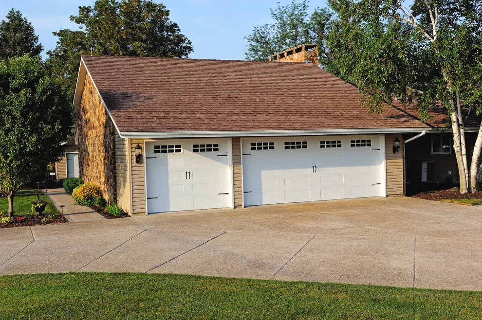 Sholes Overhead Door Inc - Photo 4