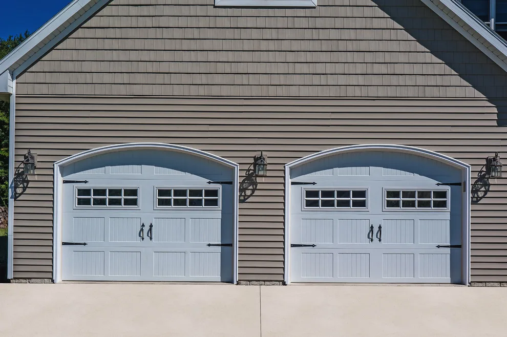 Imprinted Coach House by Sholes Overhead Door Inc - Photo 18