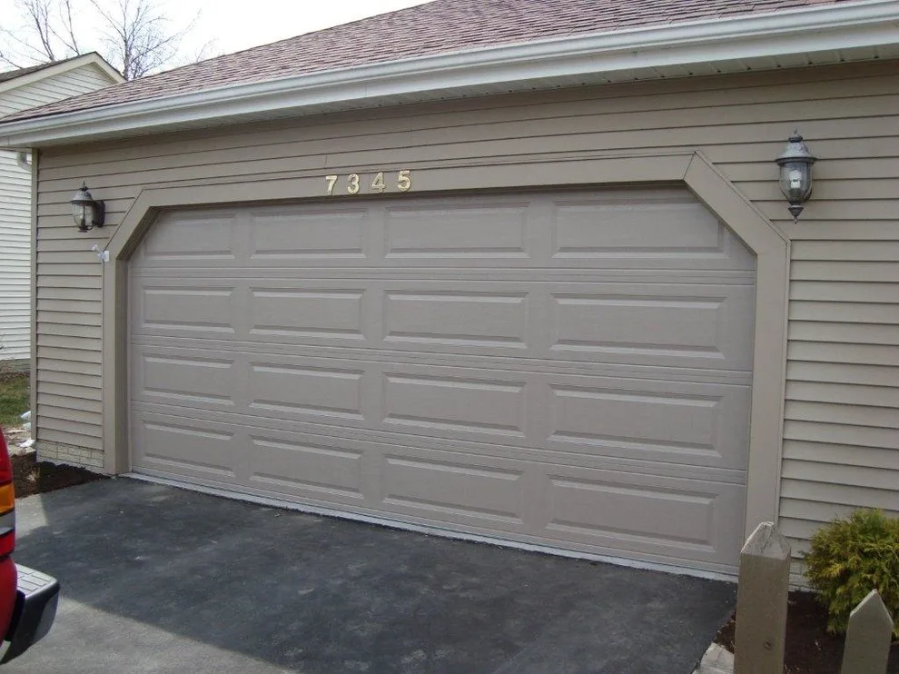 Sholes Overhead Door Inc - Photo 6