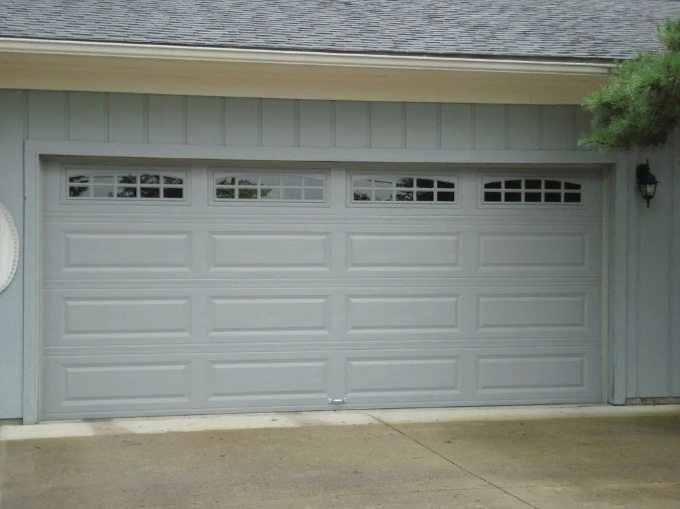Sholes Overhead Door Inc - Photo 12