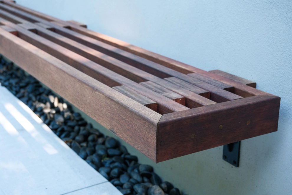 Mid-century Modern Outdoor Living Space by City Garden Company - Photo 5