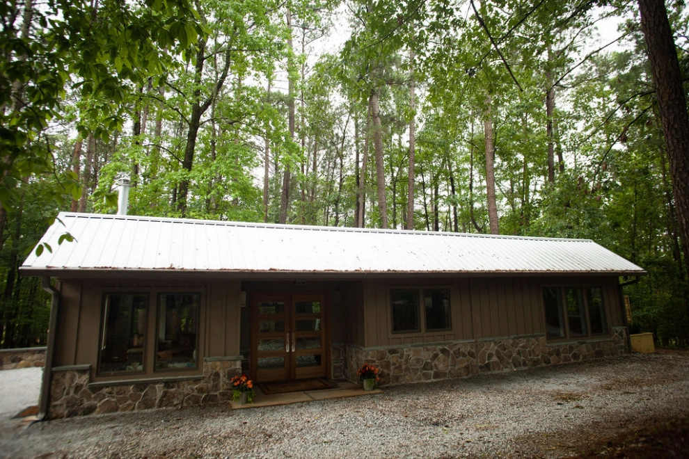 Luxury Guest House Exterior by City Garden Company - Photo 4