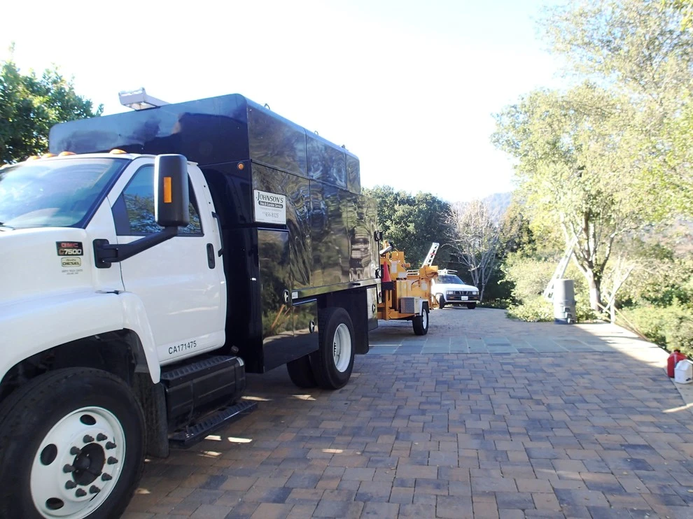 Johnson's Tree & Garden Service - Photo 14
