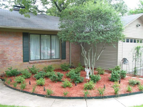 Jones Landscaping & Lawns Inc - Photo 4