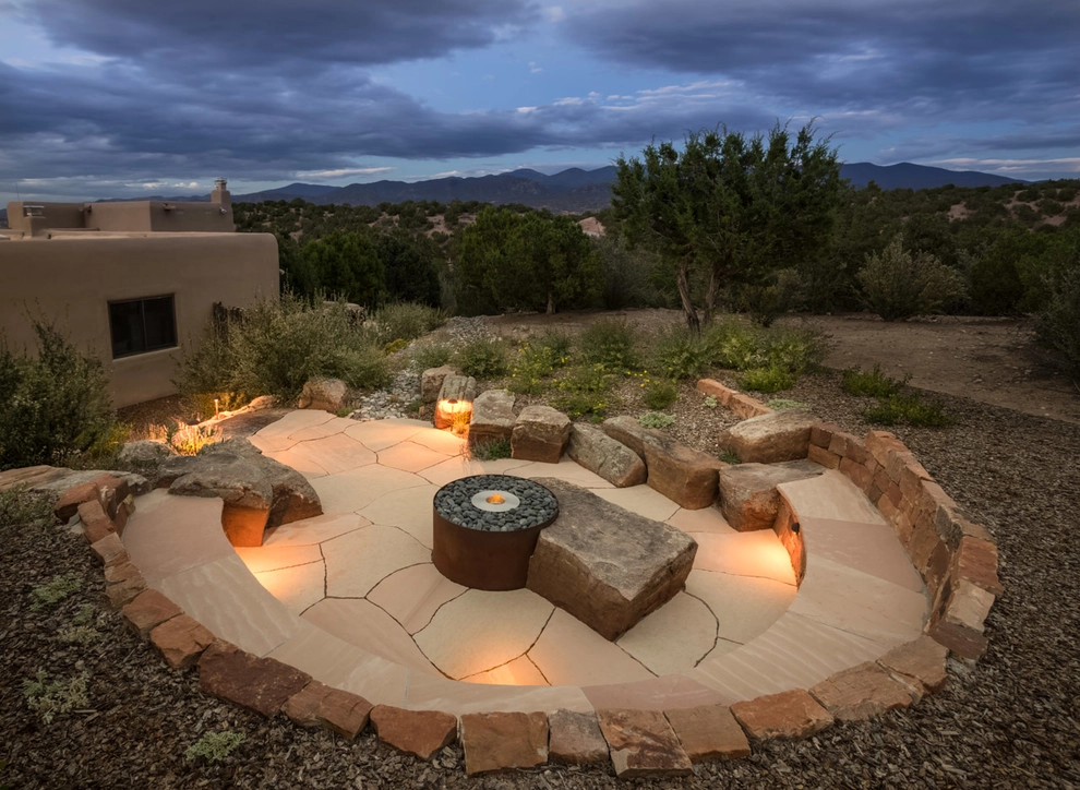Moorish-Inspired Courtyard Pool by Clemens & Associates Inc. - Photo 2
