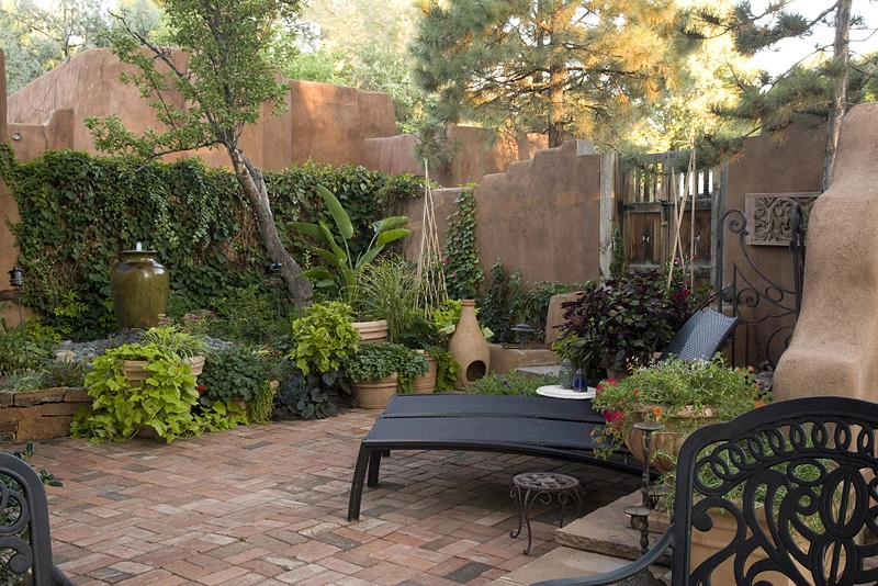 Lush Downtown Patio by Clemens & Associates Inc. - Photo 3