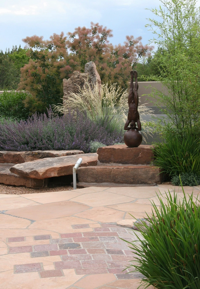 Contemporary Sculpture Garden by Clemens & Associates Inc. - Photo 7