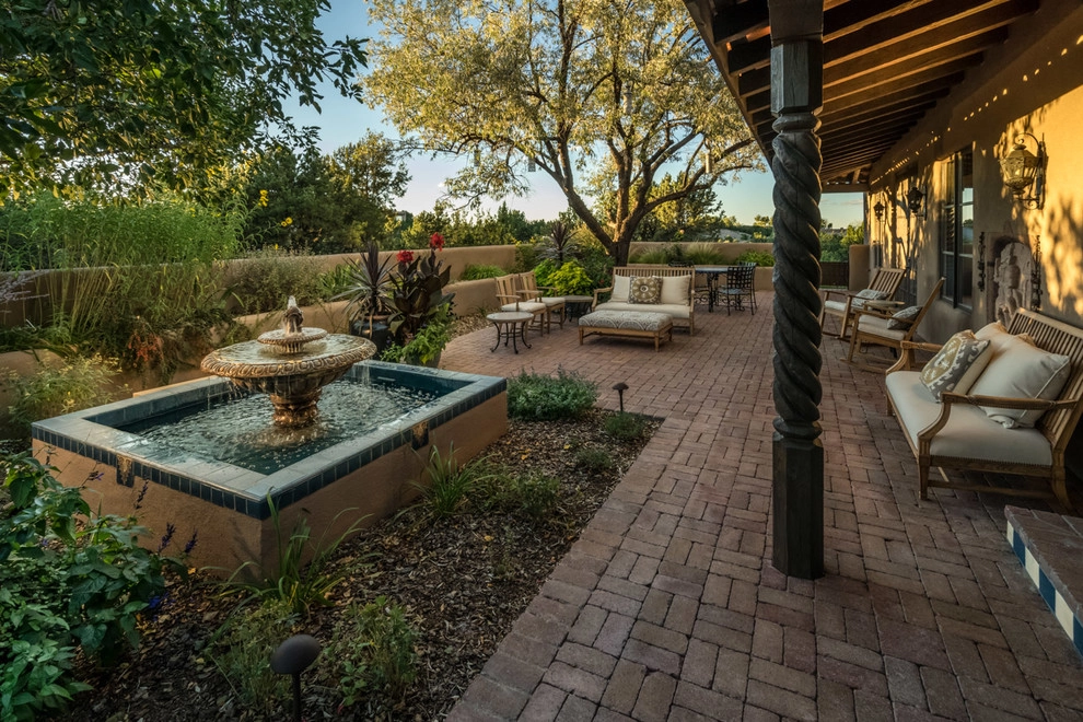 Moorish-Inspired Courtyard Pool by Clemens & Associates Inc. - Photo 5