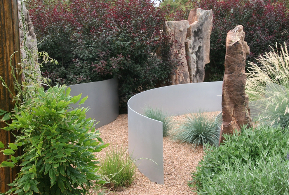Contemporary Sculpture Garden by Clemens & Associates Inc. - Photo 5