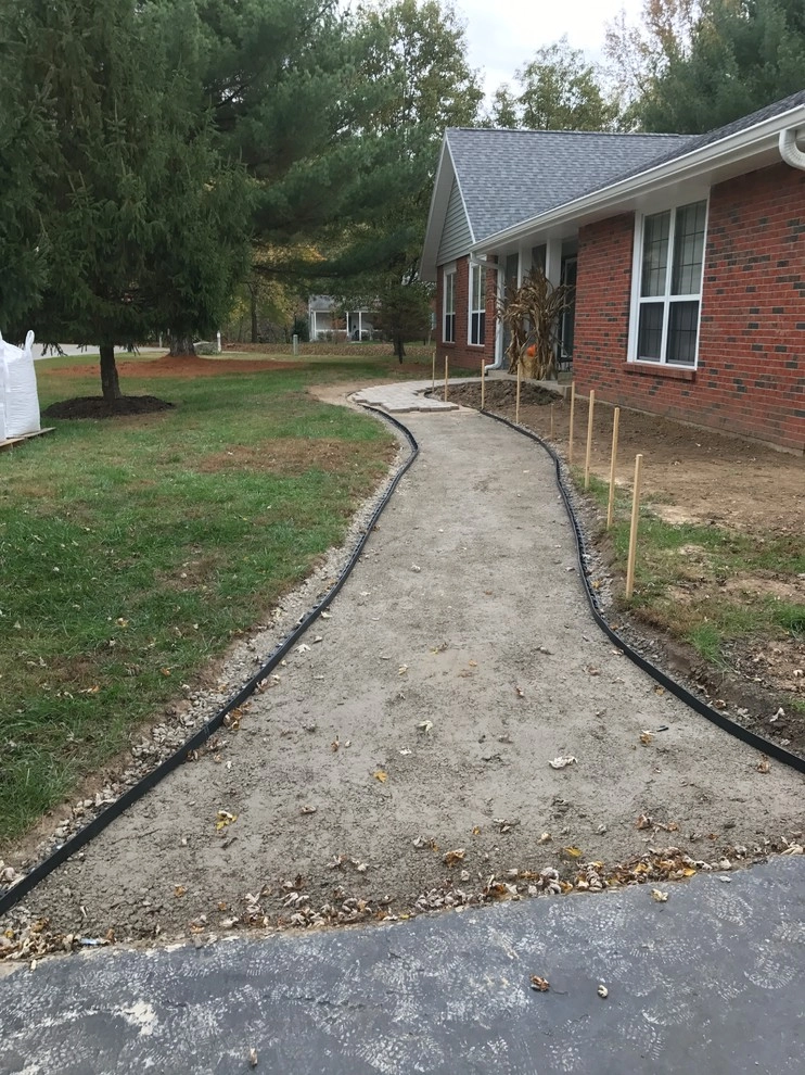 Town & Country Frontyard Makeover by Clipper Tree & Landscape - Photo 3
