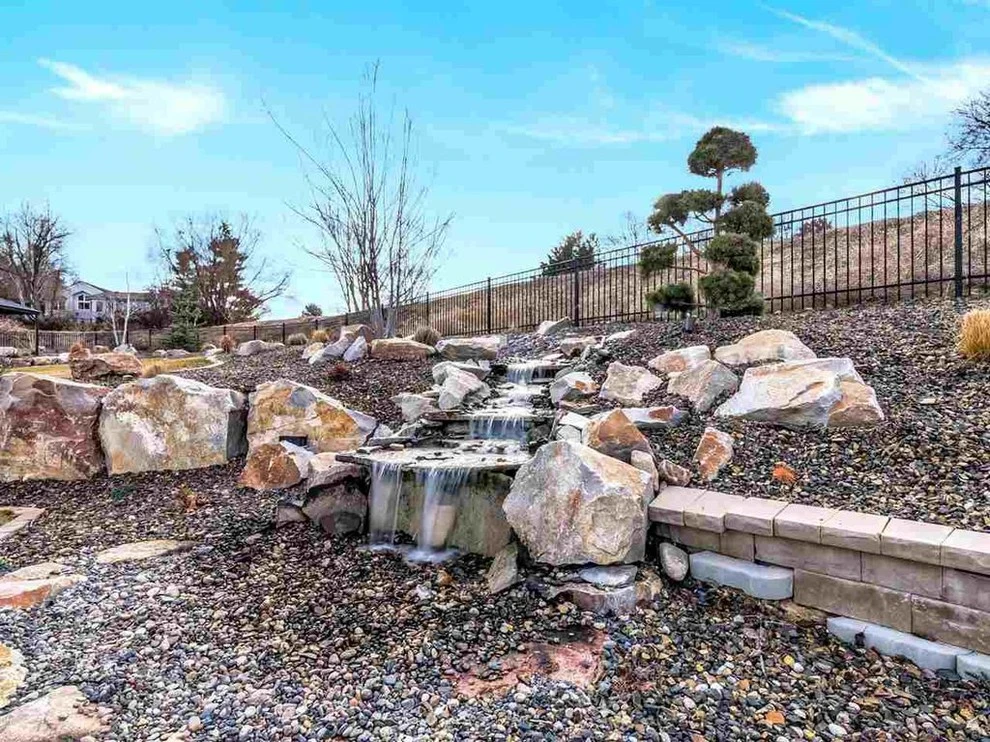 Perfect Earth Landscaping & Design LLC - Photo 9