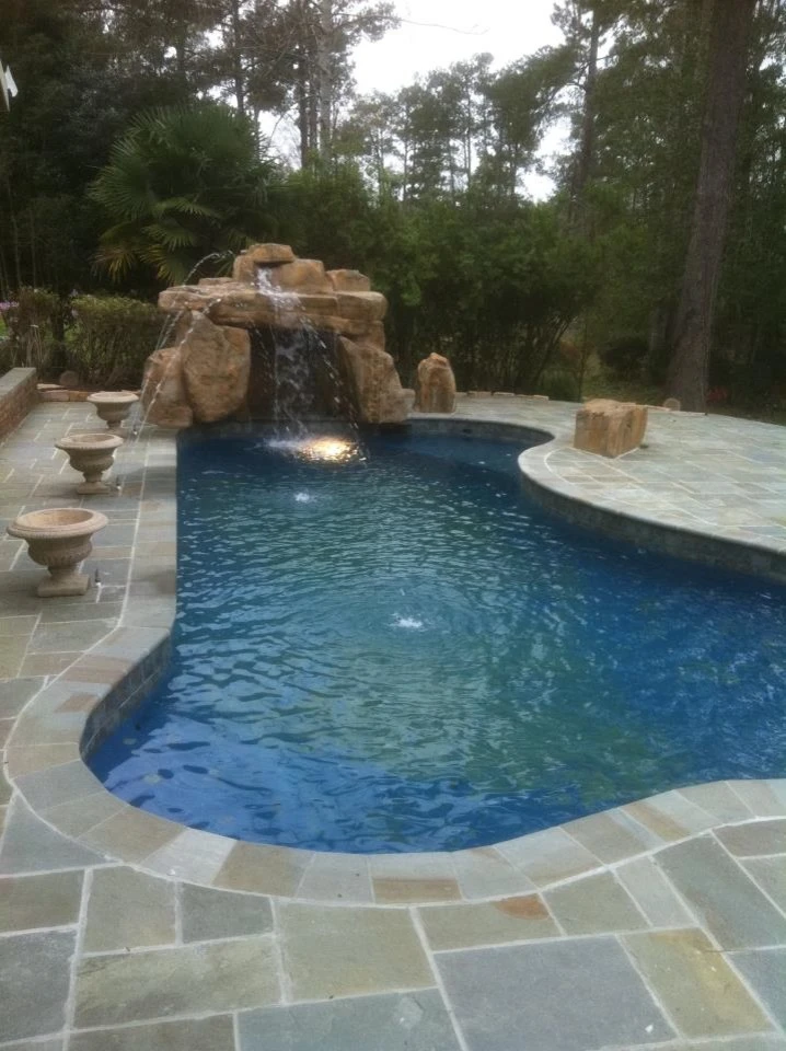 Pond Man Home & Garden - Photo 9