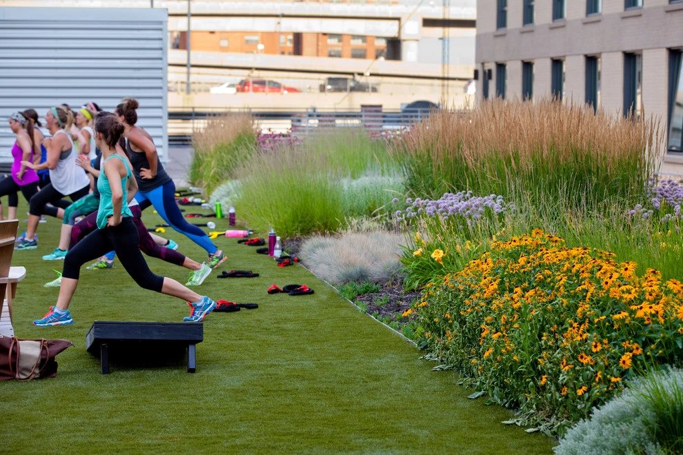 Ink Block Roof Deck by Copley Wolff Design Group - Photo 4