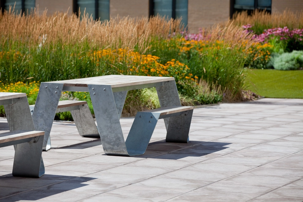 Ink Block Roof Deck by Copley Wolff Design Group - Photo 5