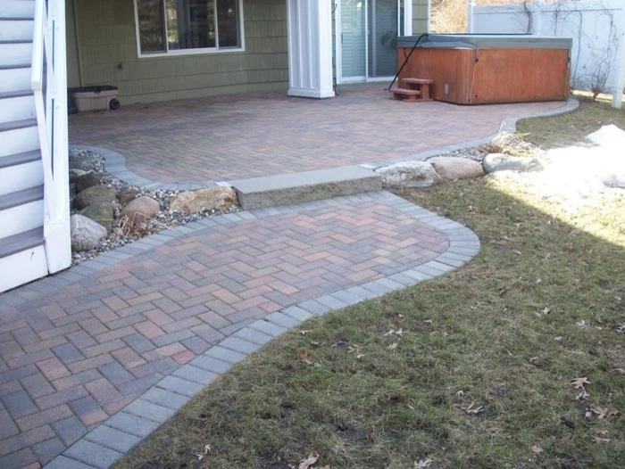 Punz Landscaping - Photo 3