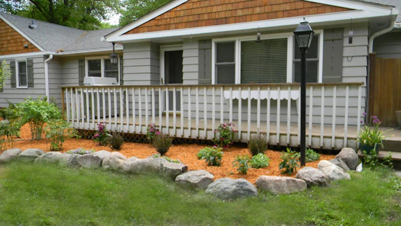Punz Landscaping - Photo 8