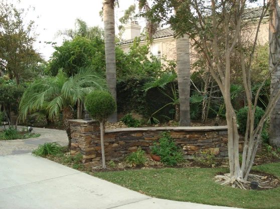 R And R Pool & Landscaping - Photo 12