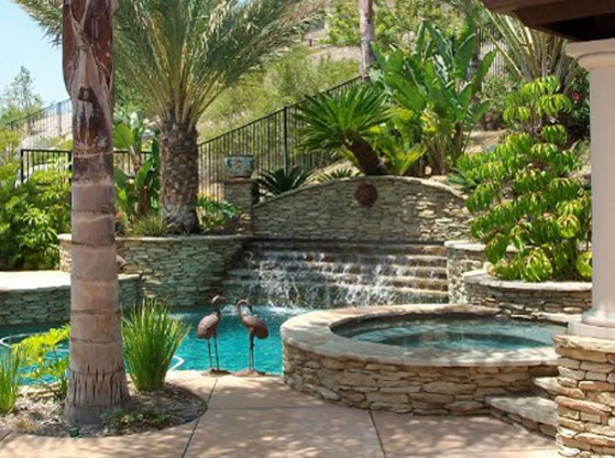 R And R Pool & Landscaping - Photo 9