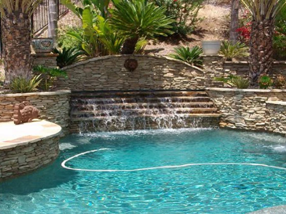 R And R Pool & Landscaping - Photo 11