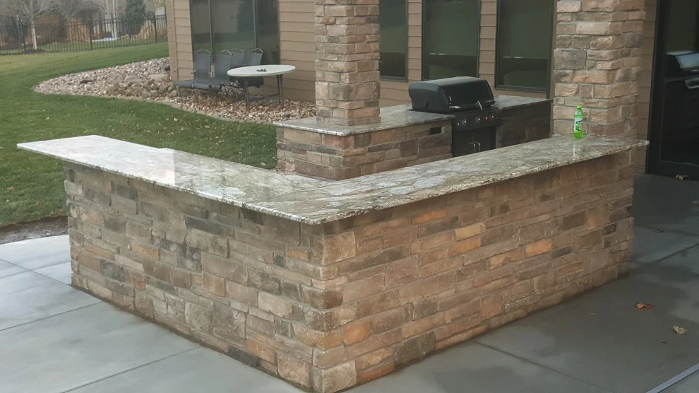 Outdoor kitchen spaces by Radik Landscape Construction INC - Photo 4