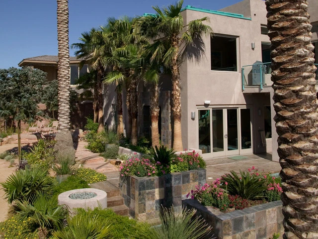 Nevada Roseland Inc - Photo 5