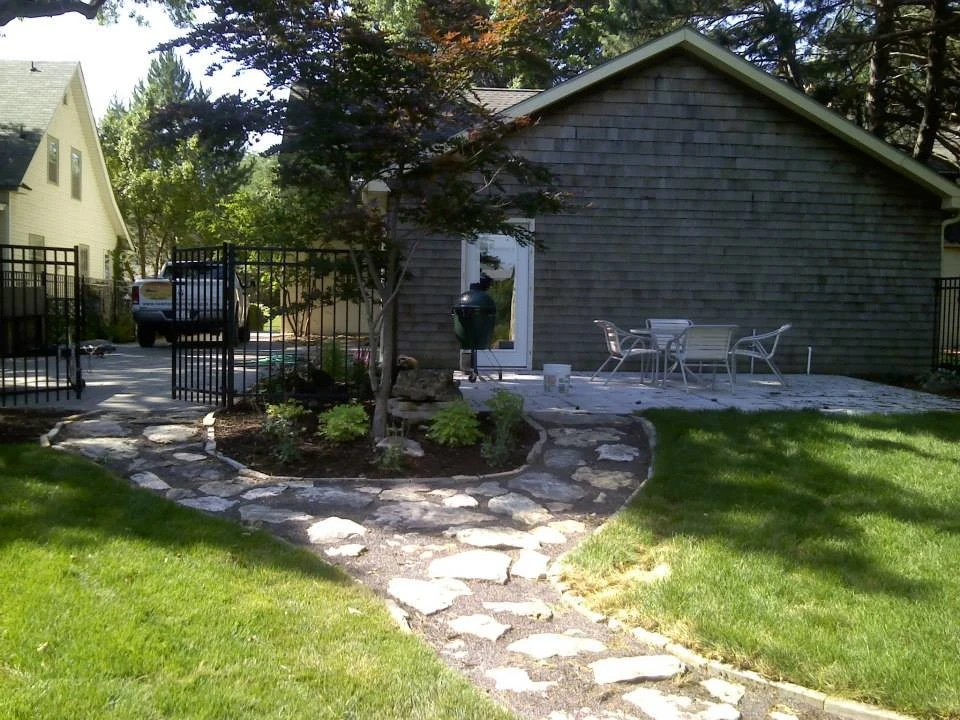 New Horizon Landscaping LLC - Photo 12