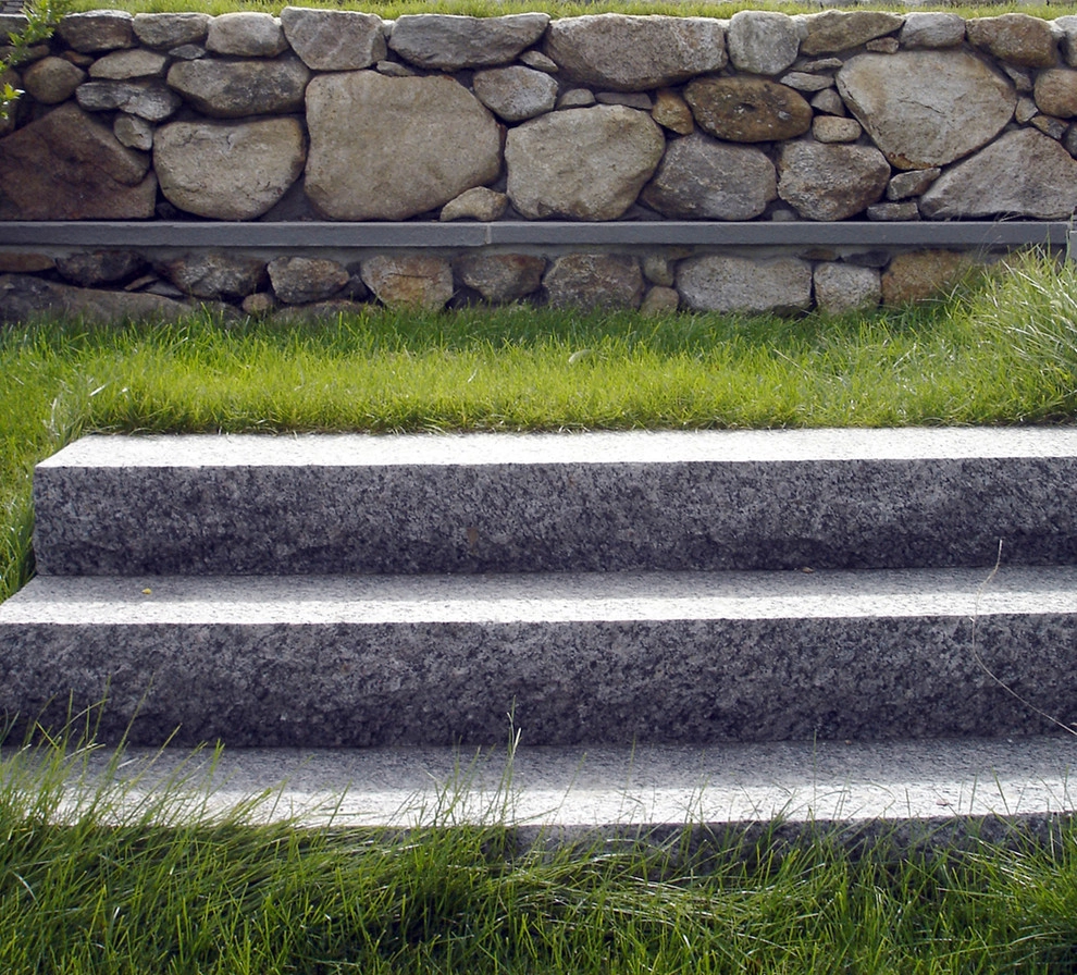 Crow Point Residence by Coyle & Caron Landscape Architecture - Photo 2