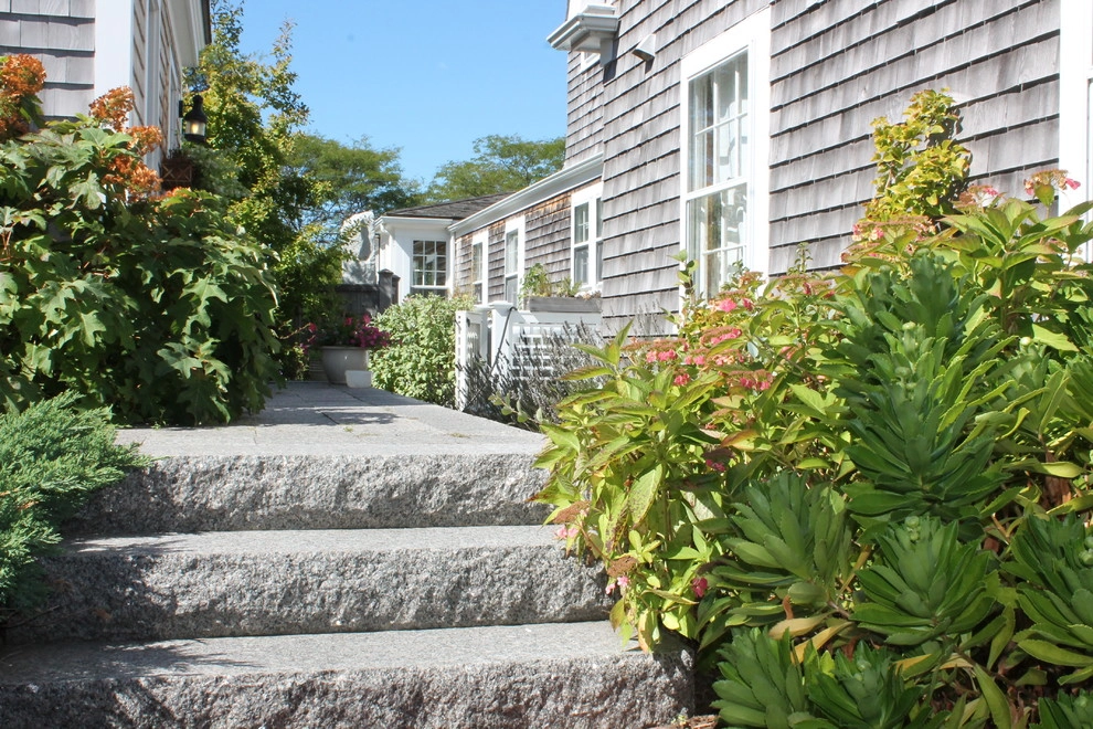 First Cliff Residence by Coyle & Caron Landscape Architecture - Photo 2